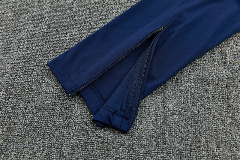26 27 Barcelona Tracksuit 3