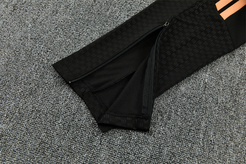 26 27 Arsenal Tracksuit