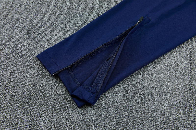 26 27 Tottenham Hotspur Tracksuit