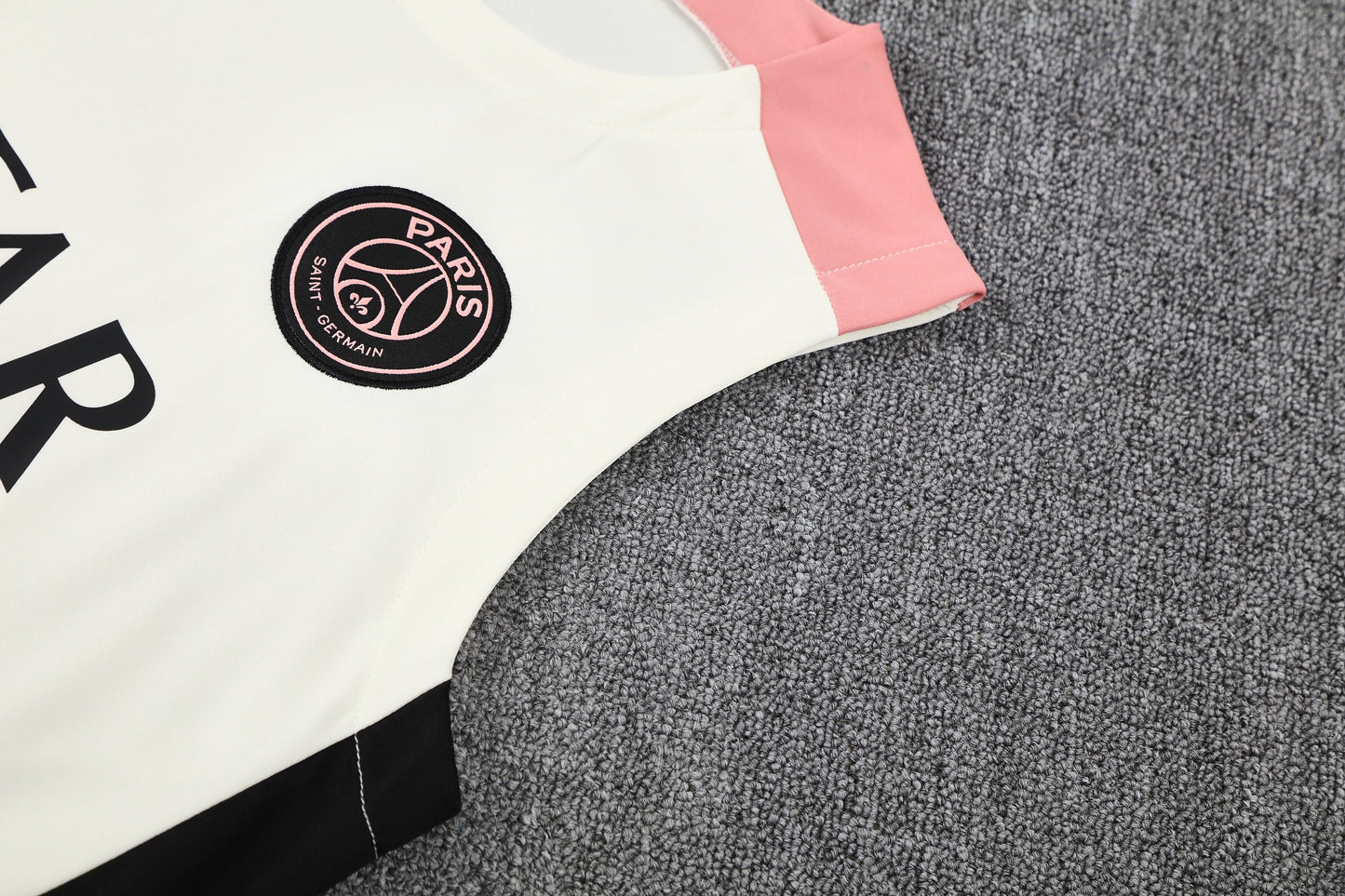 PSG Sleeveless Training Kit - Cream/Baby Pink/Black