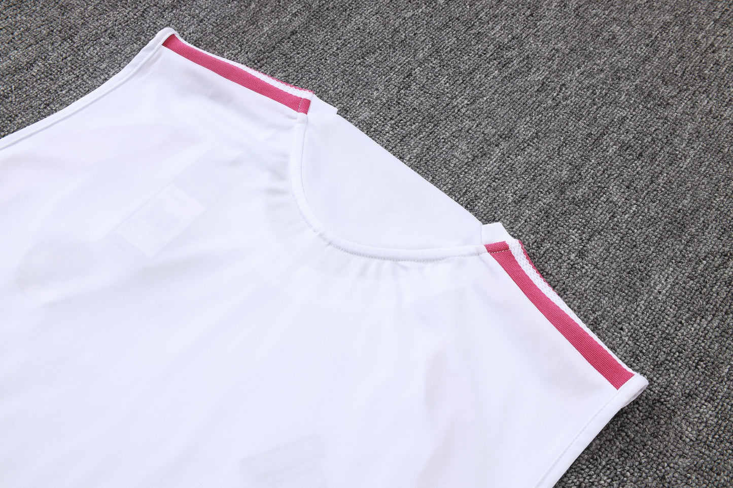 Real Madrid 2627 Sleeveless Training Kit 2