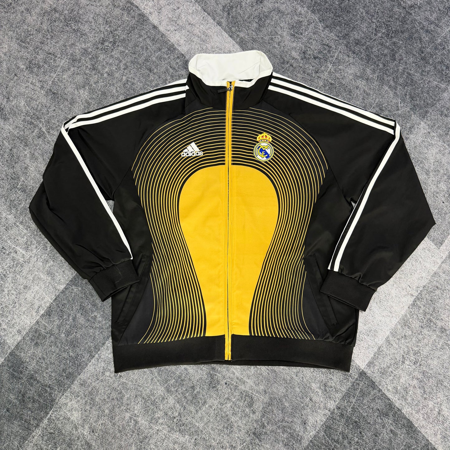 Real Madrid classic black and yellow Windbreaker
