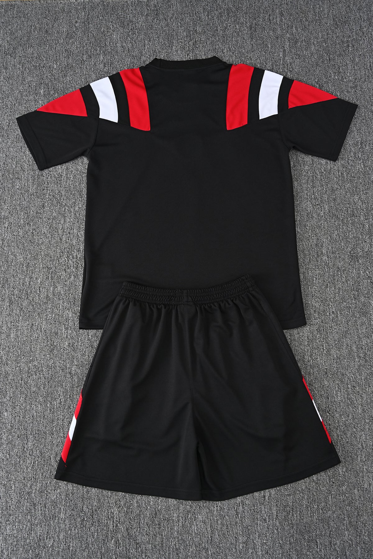 2627 Manchester United short sleeve Training Kit 1