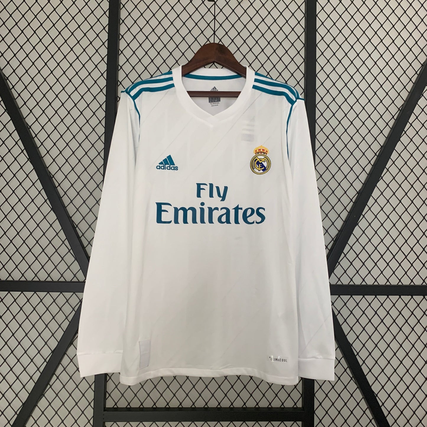 REAL MADRID 2017 - 2018 HOME JERSEY LONG SLEEVED