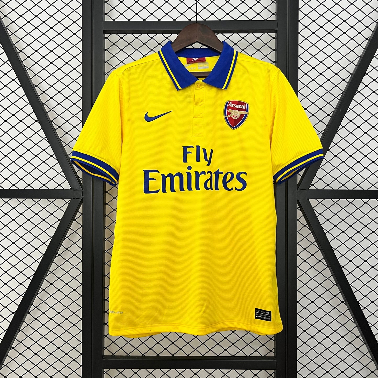 ARSENAL 2013–2014 AWAY JERSEY