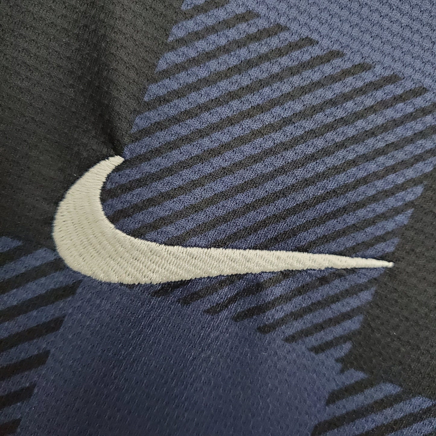 MANCHESTER UNITED 2013 - 2014 AWAY JERSEY
