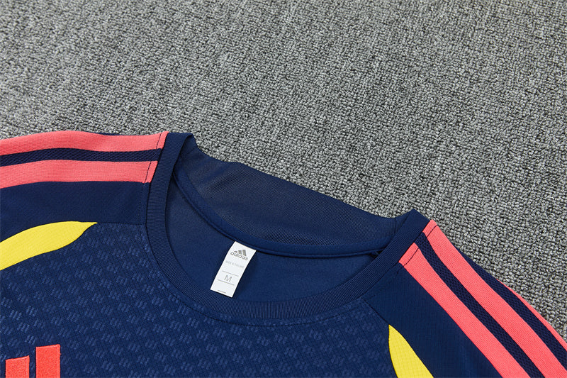 2627 Colombia short sleeve Training Kit 1