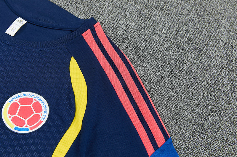 2627 Colombia short sleeve Training Kit 1