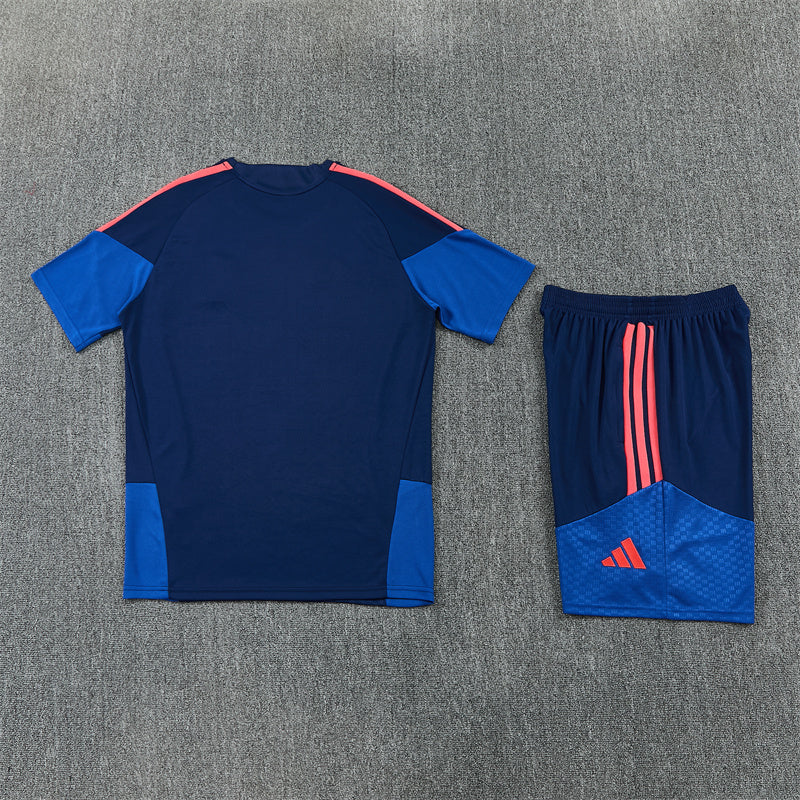 2627 Colombia short sleeve Training Kit 1