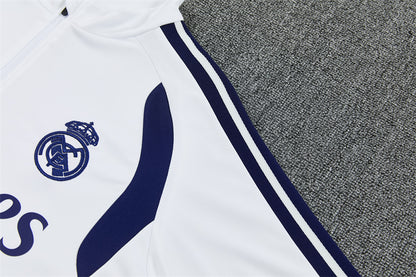 26 27 Real Madrid Tracksuit 3