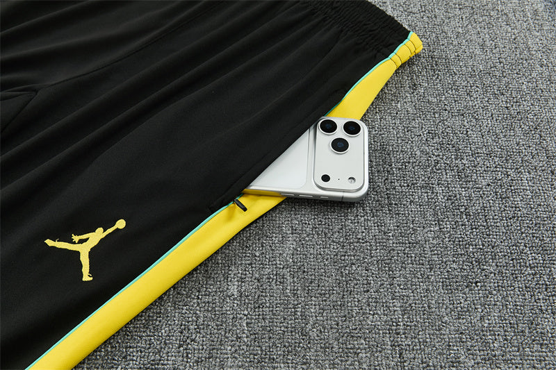 26 27 Brazil Tracksuit 1
