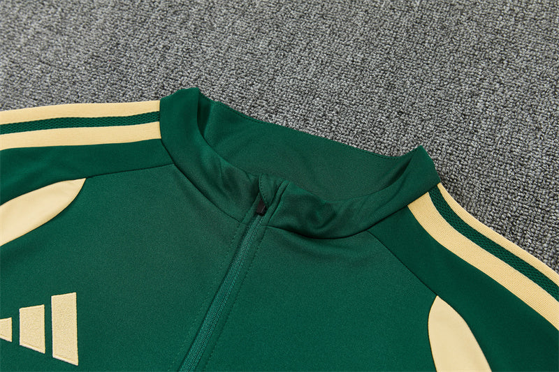 26 27 Real Madrid Tracksuit 2