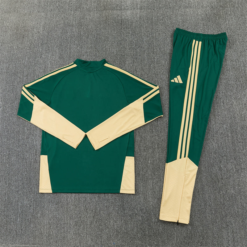 26 27 Real Madrid Tracksuit 2