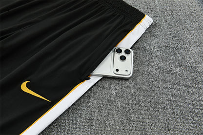 26 27 Chelsea Tracksuit