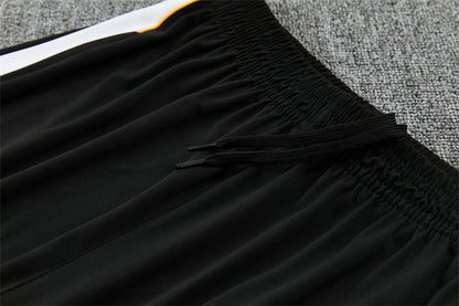 26 27 Chelsea Tracksuit