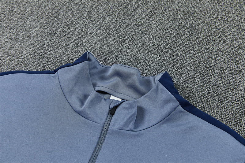 26 27 England Tracksuit 1