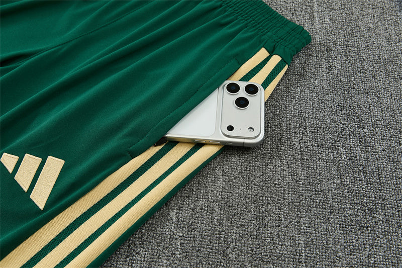 26 27 Real Madrid Tracksuit 1