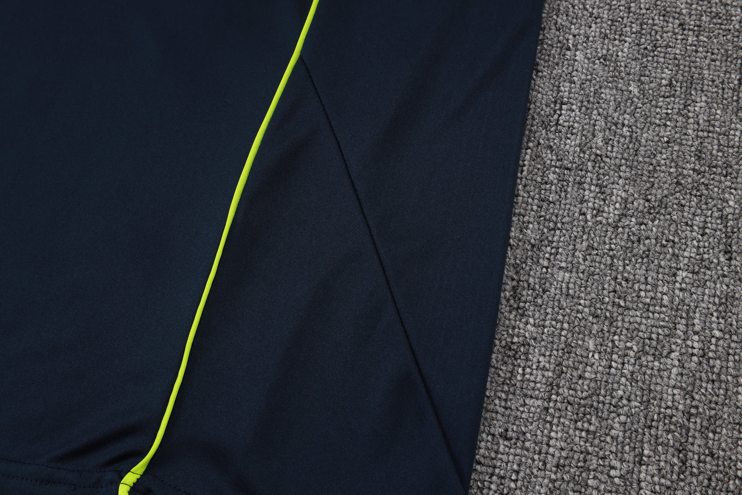 Real Madrid Sleeveless Training Kit - Retro Away