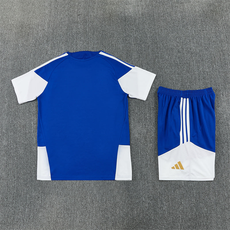 2627 Juventus short sleeve Training Kit 1