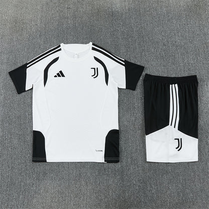 2627 Juventus short sleeve Training Kit