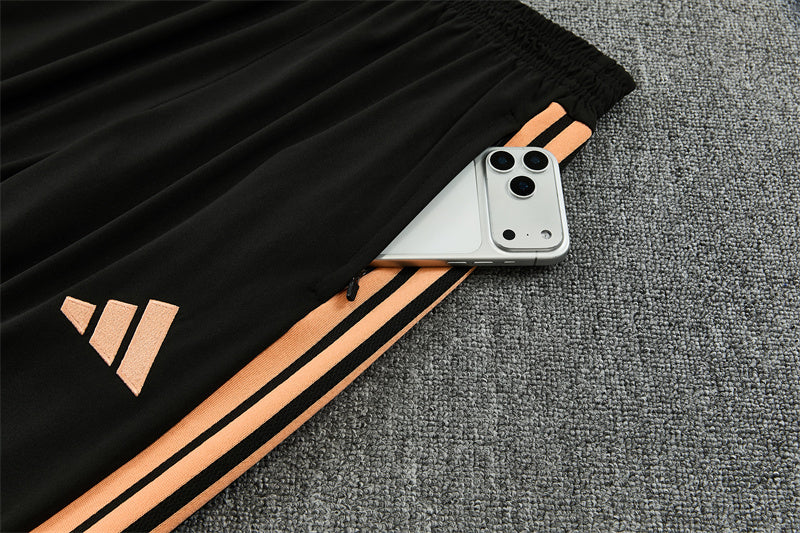 26 27 Arsenal Tracksuit