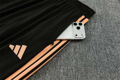 26 27 Arsenal Tracksuit