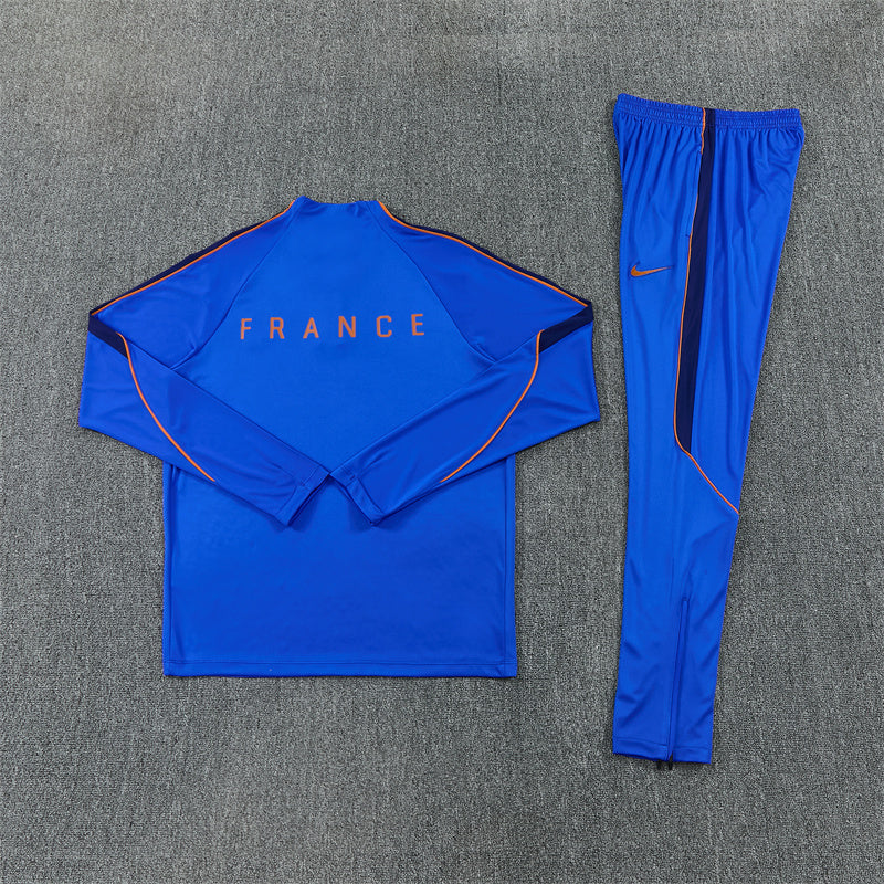 26 27 France Tracksuit