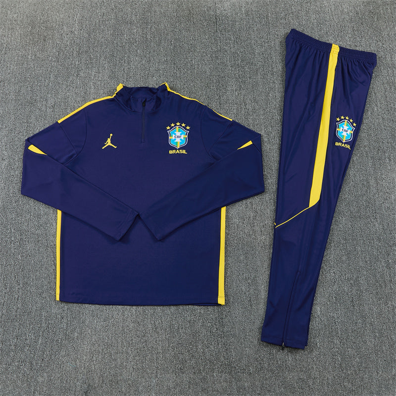 26 27 Brazil Tracksuit 4
