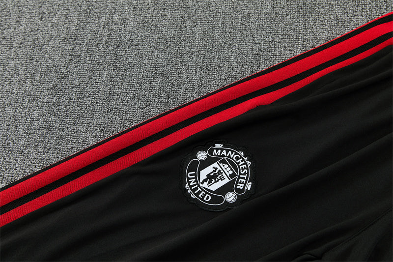 26 27   Manchester United Tracksuit