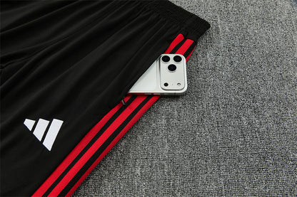 26 27   Manchester United Tracksuit