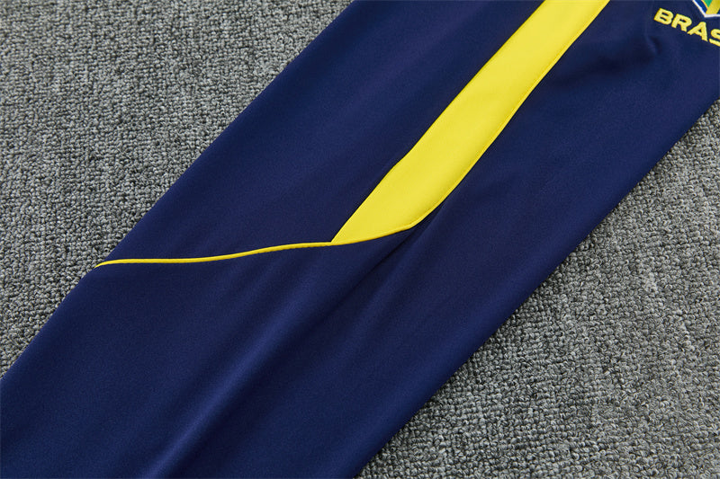 26 27 Brazil Tracksuit 4