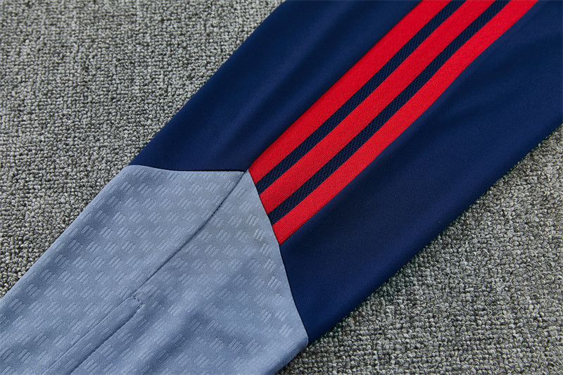 26 27 Bayern Tracksuit 2