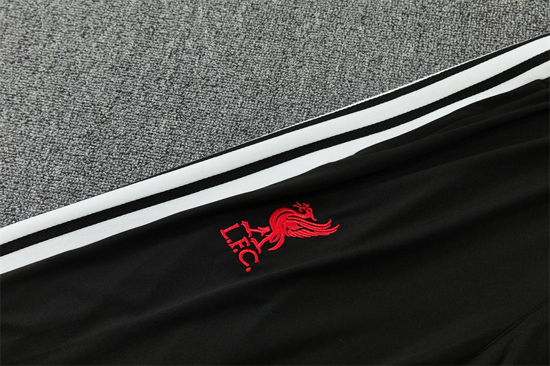 26 27 Liverpool Tracksuit 2