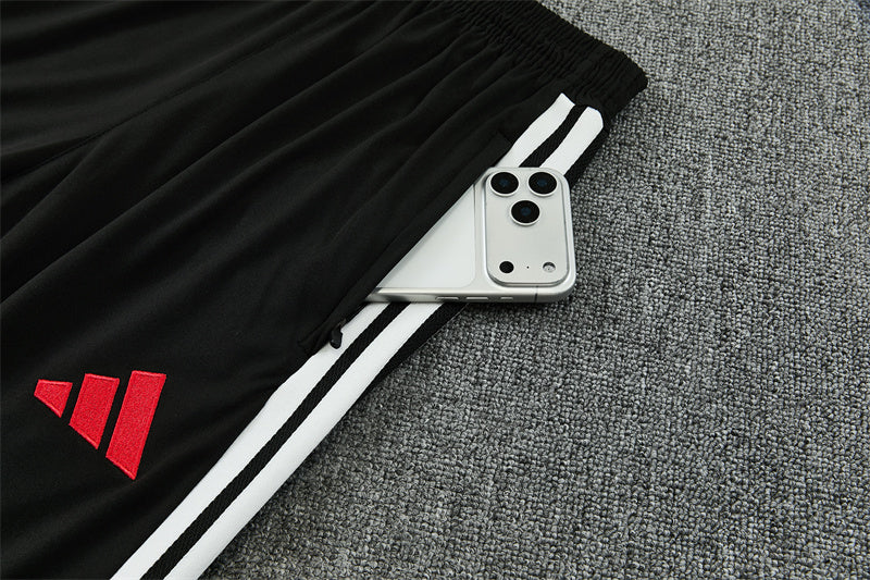 26 27 Liverpool Tracksuit 2