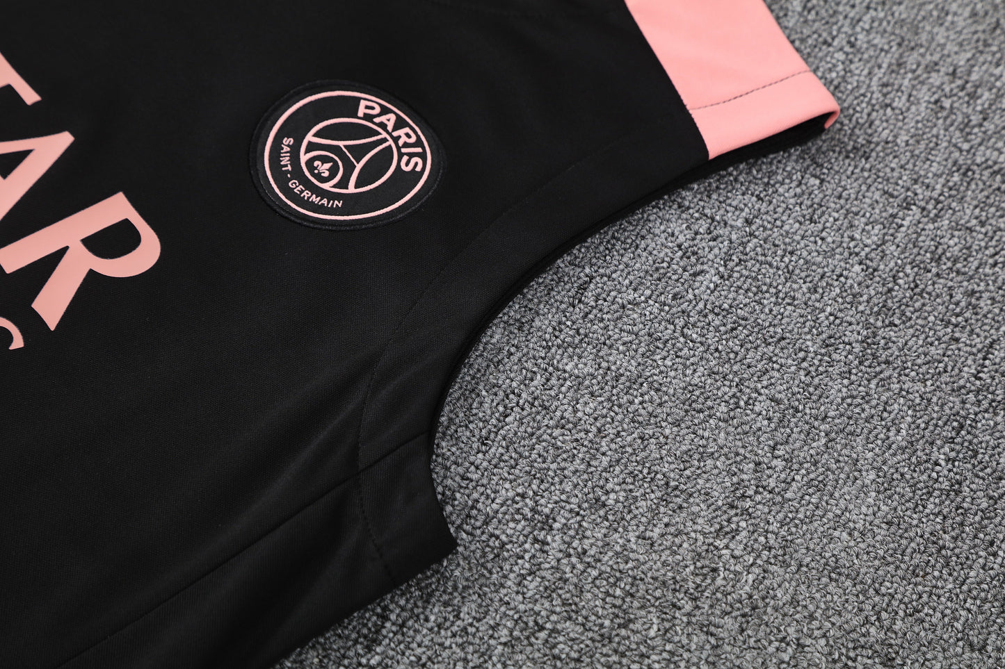 PSG Sleeveless Training Kit - Black/Baby Pink