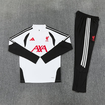 26 27 Liverpool Tracksuit 1