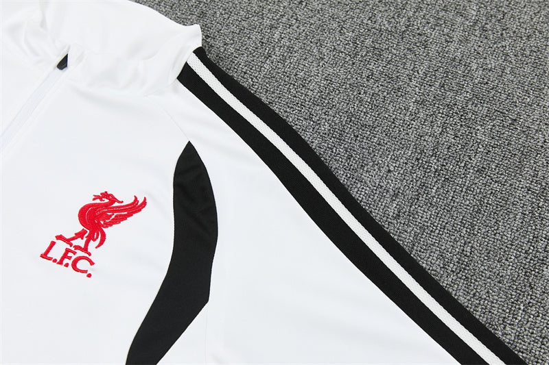 26 27 Liverpool Tracksuit 1