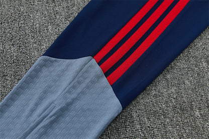 26 27 Bayern Tracksuit