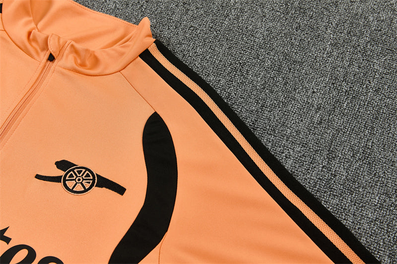 26 27 Arsenal Tracksuit 1