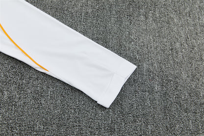 26 27 Barcelona Tracksuit 4