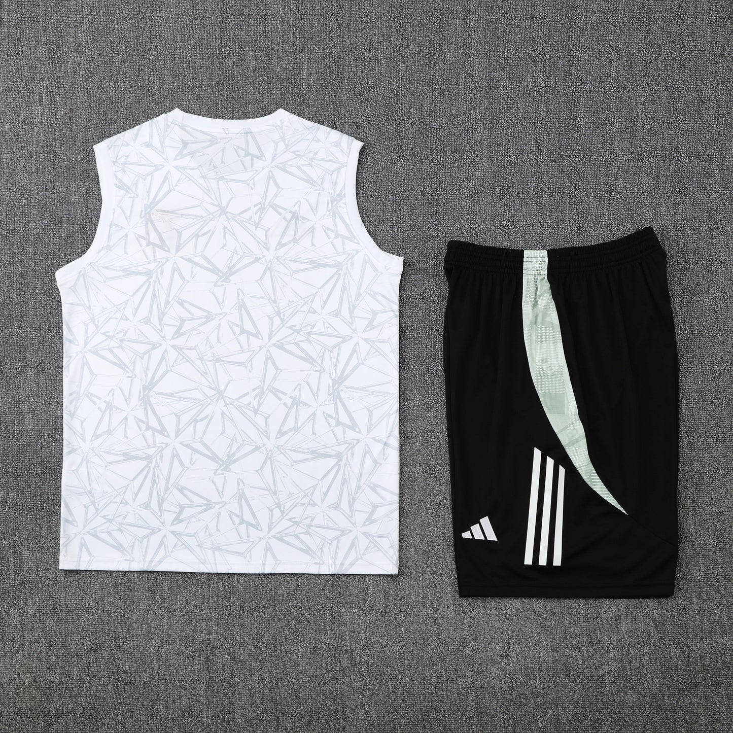 Real Madrid Sleeveless Training Kit - Special