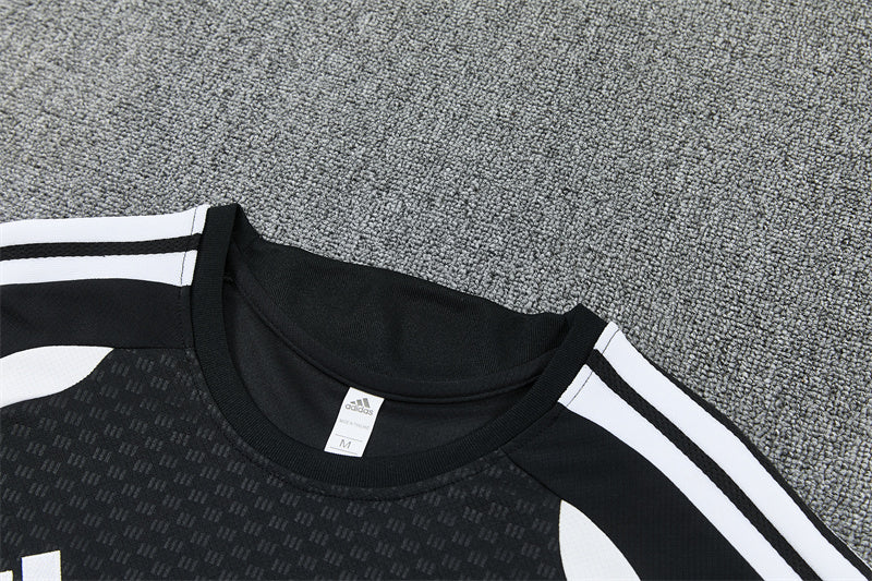 2627 Inter Miami short sleeve Training Kit 1