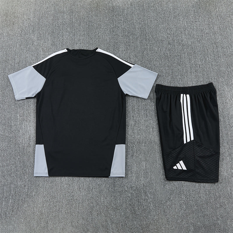 2627 Inter Miami short sleeve Training Kit 1