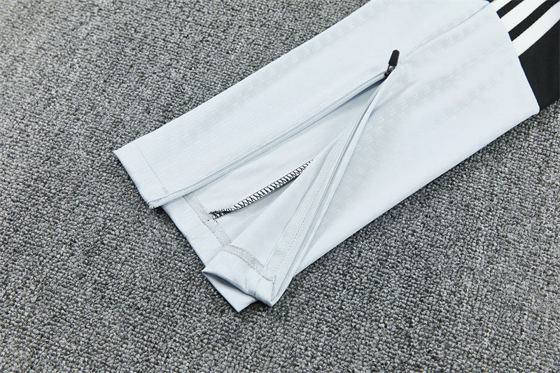 26 27 Spain Tracksuit 3
