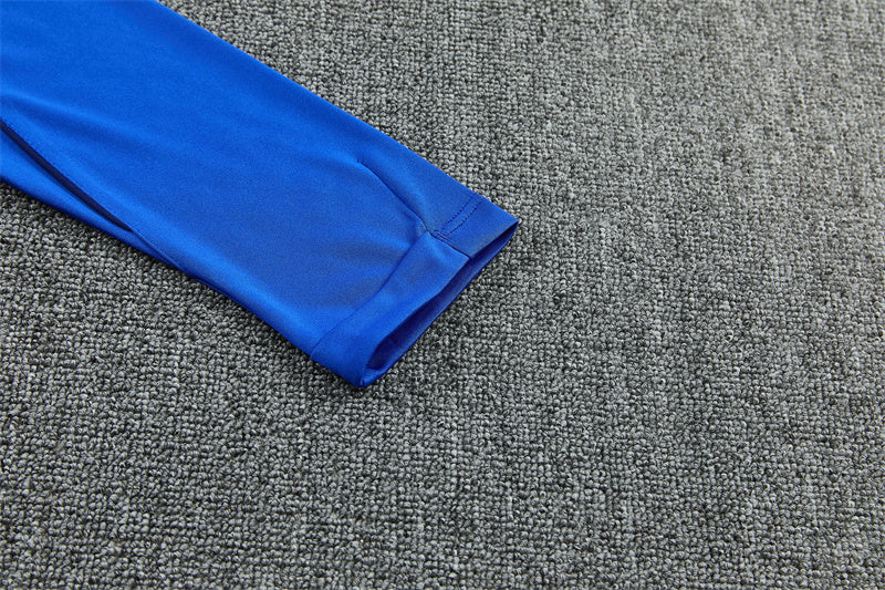 26 27 Inter Milan Tracksuit