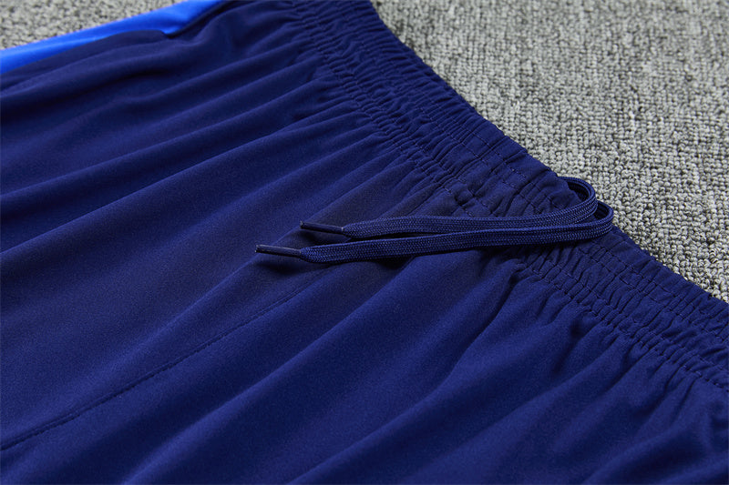 26 27 Inter Milan Tracksuit 1