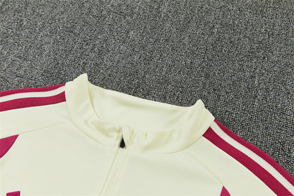 26 27 Real Madrid Tracksuit 8