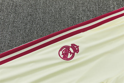 26 27 Real Madrid Tracksuit 8