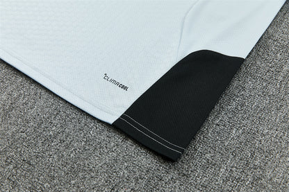 2627 Liverpool short sleeve Training Kit 2