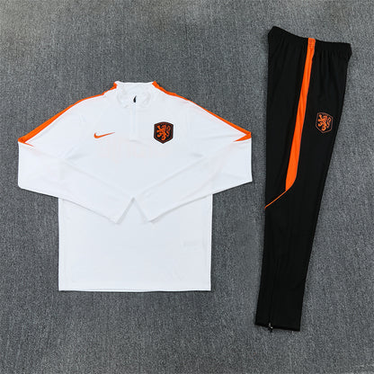 26 27 Netherlands Tracksuit 1